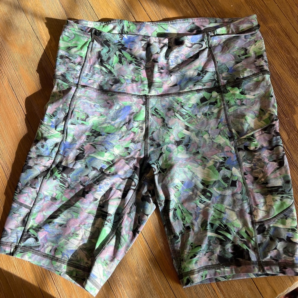 Lululemon Athletica Green and Purple Bike Shorts